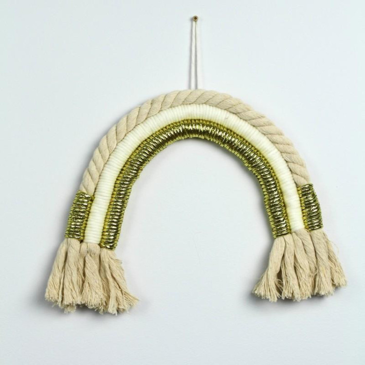 Dekorácia na stenu do detskej izby v podobe dúhy