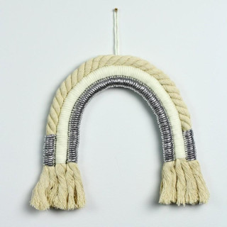 Visiaca dekorácia na stenu do detskej izby v podobe dúhy