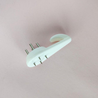 Visiaca farebná ozdoba na stenu v podobe dúhy