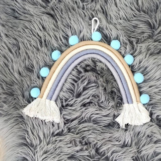 Farebná visiaca ozdoba na stenu v podobe dúhy