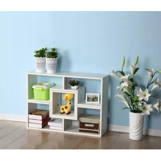 Modulový regál bielej farby