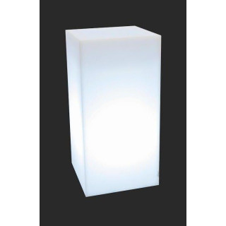 Vysoký kvetináč s LED osvetlením