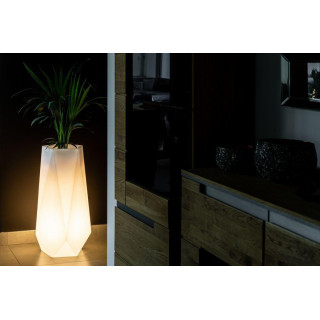 Biely záhradný kvetináč s LED osvetlením