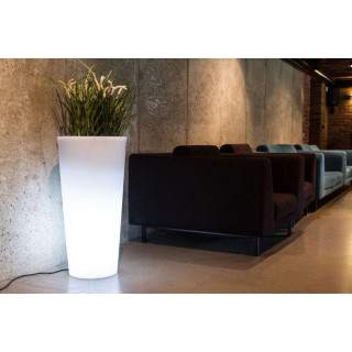 Vysoký okrúhly kvetináč s LED osvetlením