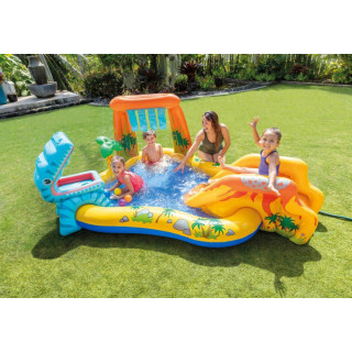 Vodné ihrisko pre deti s atrakciami