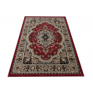 Nádherný koberec v červenej farbe