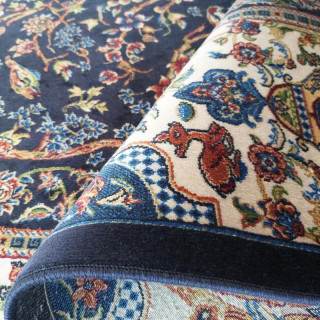 Exkluzívny hodvábny koberec v modrej farbe