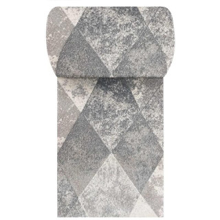 Sivý metrážny koberec  s jemným vzorom kosoštvorcov