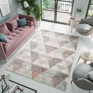 Vzorovaný koberec v sivo - ružovej farbe