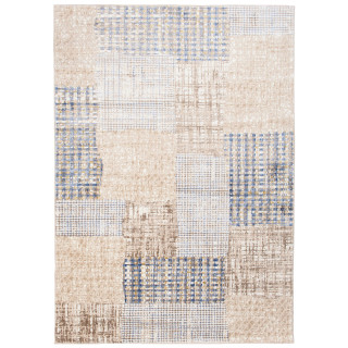 Vzorovaný koberec v jemných farbách