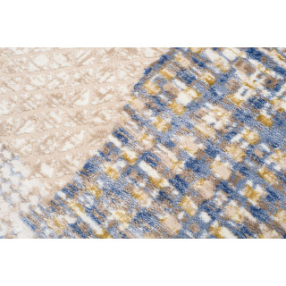 Vzorovaný koberec v jemných farbách