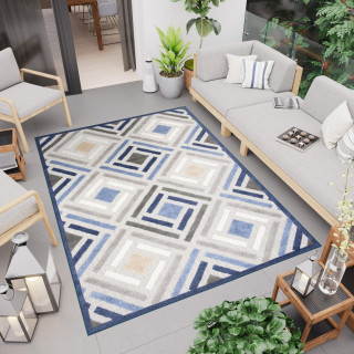 Koberec s modrým geometrickým vzorom