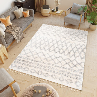 Krémový shaggy koberec so vzorom