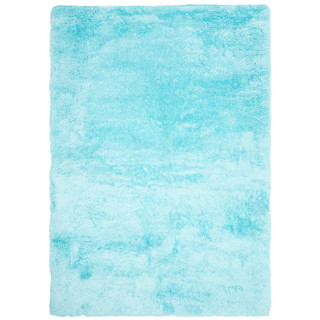 Modrý chlpatý koberec