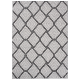 Vzorovaný koberec sivej farby