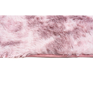 Shaggy ružový koberec so vzorom