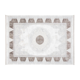 Krémovo-hnedý koberec so vzorom