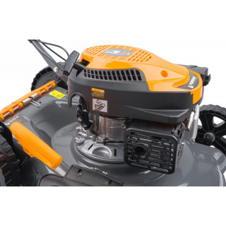 Bencinska kosilnica s pogonom in prostornino košare 62L