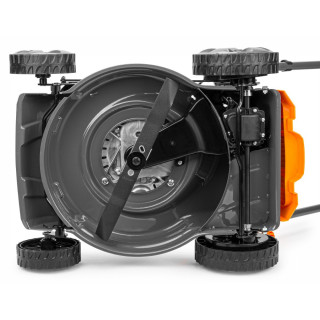 Bencinska kosilnica s pogonom 5KM  PM-KSS-5S