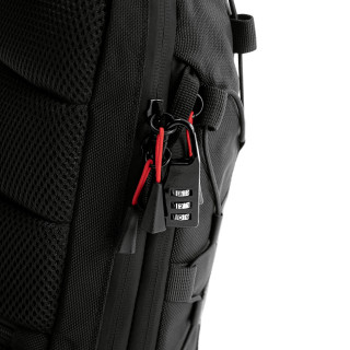 Črn nahrbtnik s torbico Diablo Chairs