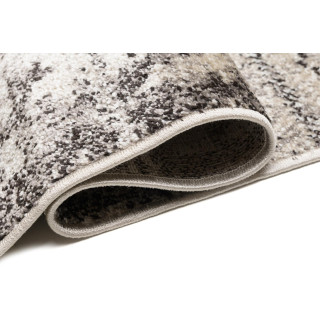 Moderný koberec so vzorom