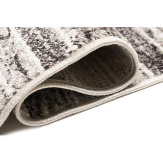 Koberec s moderným vzorom