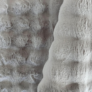 Shaggy 3D koberec v sivej farbe