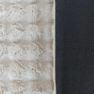 Shaggy 3D koberec v béžovej farbe