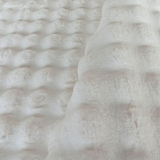 Shaggy 3D koberec v bielej farbe