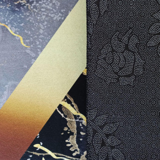 Vzorovaný čierno - zlatý koberec