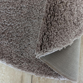 Okrúhly shaggy koberec v cappuccino farbe