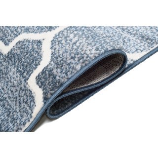 Moderný koberec s jednoduchým vzorom