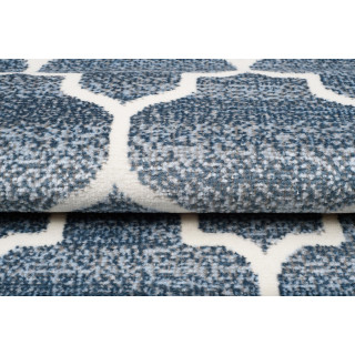 Moderný koberec s jednoduchým vzorom