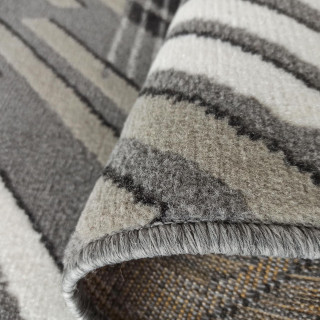 Moderný koberec v sivej farbe