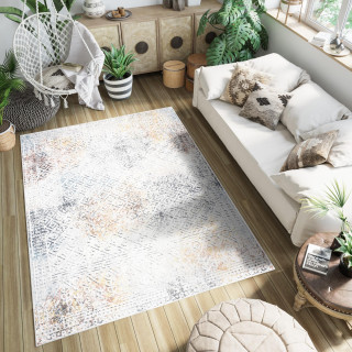 Viacfarebný vzorovaný koberec