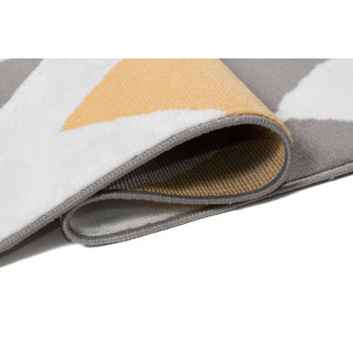 Viacfarebný moderný koberec