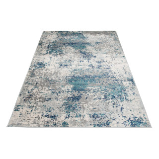 Modrý vzorovaný koberec