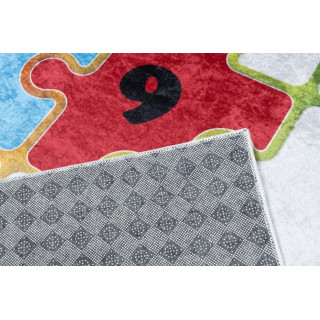 Detský koberec s farebnými číslicami