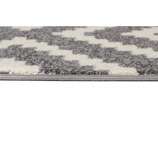 Moderný sivý koberec so vzorom