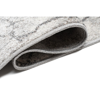 Svetlosivý koberec v elegantnom štýle