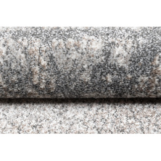 Sivý moderný koberec so vzorom