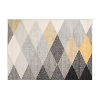 Moderný vzorovaný koberec