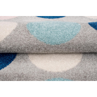 Sivý moderný koberec s bodkami