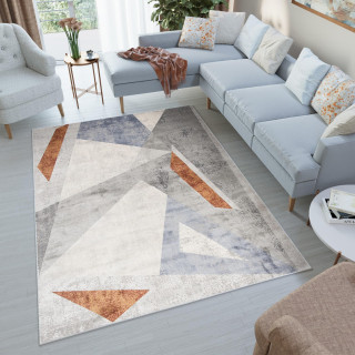 Moderný koberec s geometrickým vzorom