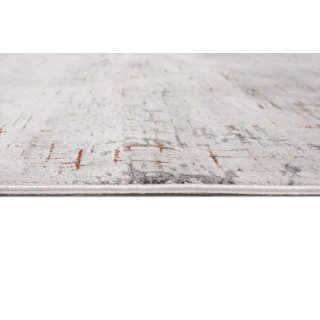 Krémový koberec so vzorom