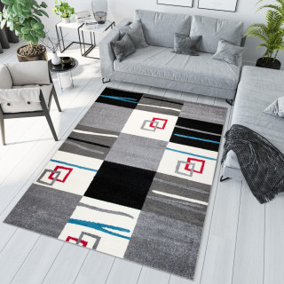 Sivý koberec s moderným vzorom