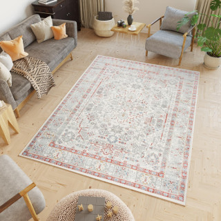 Biely vintage koberec