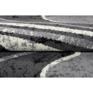 Siva preproga z modernim vzorcem