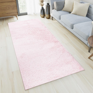 Svetlo-ružový metrážny koberec