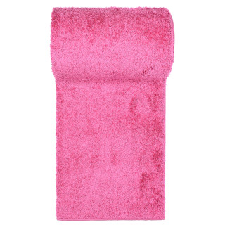 Metrážny ružový shaggy koberec